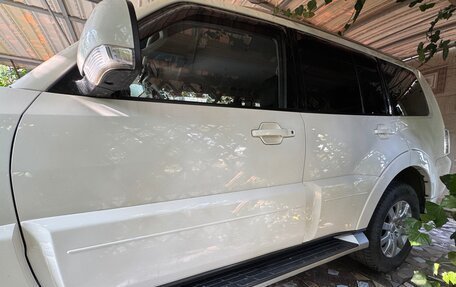 Mitsubishi Pajero IV, 2010 год, 1 839 000 рублей, 4 фотография