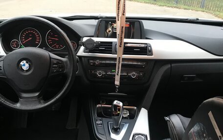 BMW 3 серия, 2014 год, 1 580 000 рублей, 11 фотография