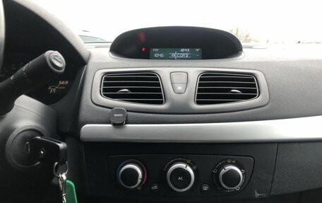 Renault Fluence I, 2012 год, 650 000 рублей, 13 фотография