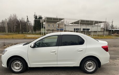 Renault Logan II, 2017 год, 750 000 рублей, 3 фотография
