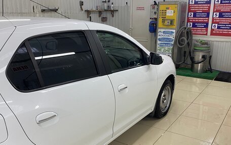 Renault Logan II, 2017 год, 750 000 рублей, 6 фотография