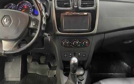 Renault Logan II, 2017 год, 750 000 рублей, 10 фотография