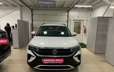 Volkswagen Taos, 2022 год, 2 250 000 рублей, 3 фотография