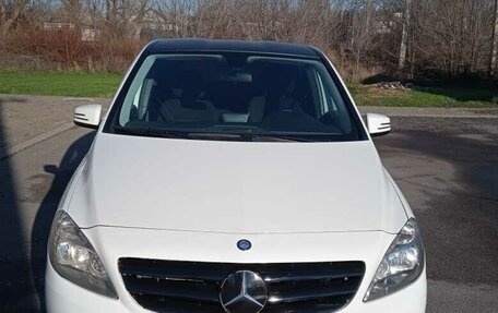 Mercedes-Benz B-Класс, 2012 год, 1 600 000 рублей, 1 фотография