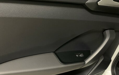 Volkswagen Taos, 2022 год, 2 250 000 рублей, 31 фотография