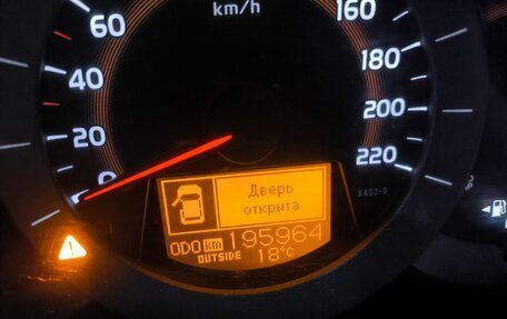 Toyota RAV4, 2010 год, 1 350 000 рублей, 25 фотография