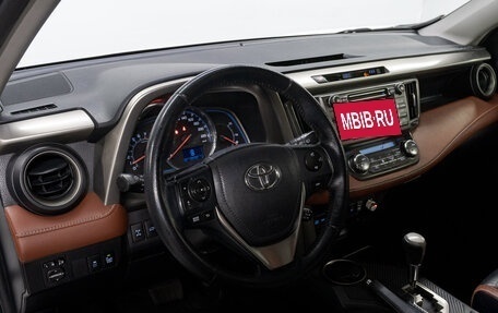Toyota RAV4, 2012 год, 2 099 000 рублей, 10 фотография
