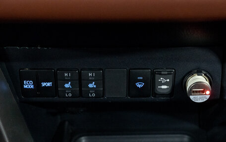 Toyota RAV4, 2012 год, 2 099 000 рублей, 26 фотография