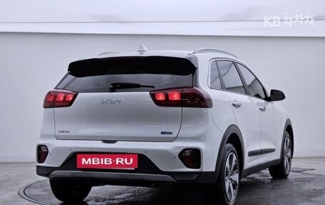 KIA Niro I, 2022 год, 1 623 000 рублей, 3 фотография