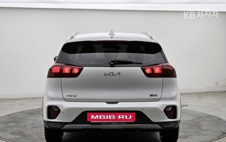 KIA Niro I, 2022 год, 1 623 000 рублей, 4 фотография