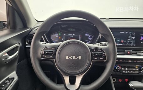 KIA Niro I, 2022 год, 1 623 000 рублей, 11 фотография