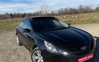 Hyundai Sonata VI, 2011 год, 950 000 рублей, 1 фотография