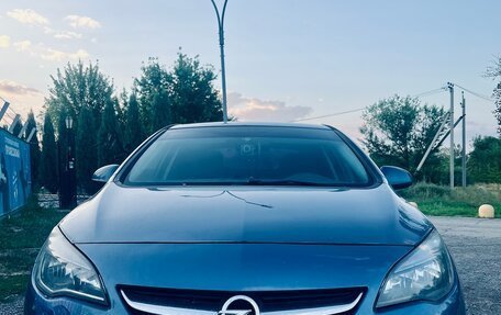 Opel Astra J, 2013 год, 750 000 рублей, 1 фотография