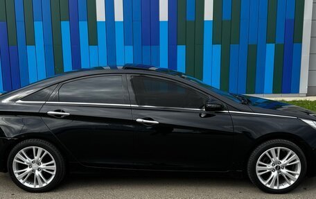 Hyundai Sonata VI, 2011 год, 950 000 рублей, 11 фотография