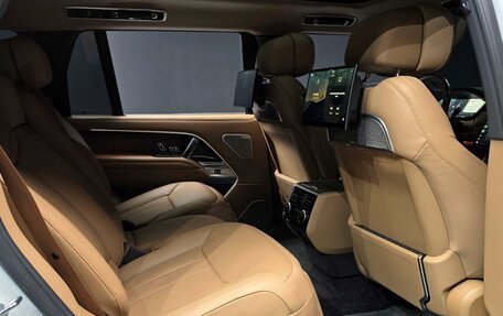 Land Rover Range Rover IV рестайлинг, 2023 год, 15 300 000 рублей, 14 фотография