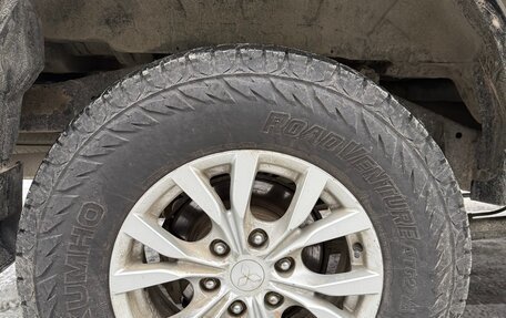 Mitsubishi Pajero Sport II рестайлинг, 2014 год, 1 500 000 рублей, 10 фотография