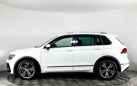 Volkswagen Tiguan II, 2018 год, 2 679 000 рублей, 8 фотография