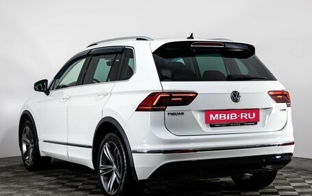 Volkswagen Tiguan II, 2018 год, 2 679 000 рублей, 7 фотография