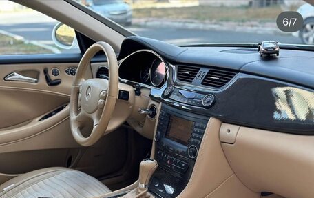 Mercedes-Benz CLS, 2005 год, 2 000 000 рублей, 4 фотография