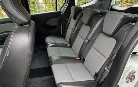 Renault Kangoo, 2022 год, 2 500 000 рублей, 19 фотография