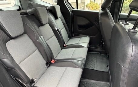 Renault Kangoo, 2022 год, 2 500 000 рублей, 17 фотография