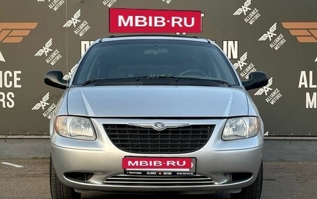 Chrysler Voyager IV, 2003 год, 585 000 рублей, 2 фотография