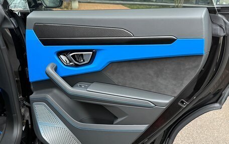 Lamborghini Urus I, 2024 год, 33 900 000 рублей, 33 фотография