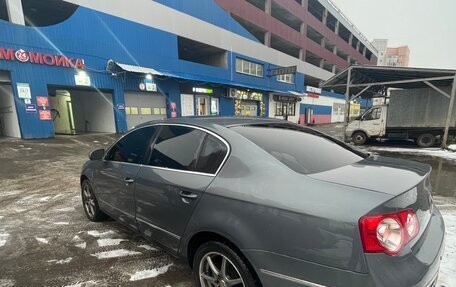 Volkswagen Passat B6, 2006 год, 690 000 рублей, 3 фотография