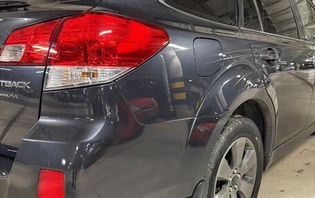 Subaru Outback IV рестайлинг, 2010 год, 1 000 000 рублей, 13 фотография