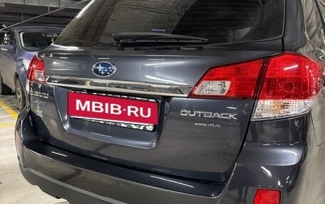 Subaru Outback IV рестайлинг, 2010 год, 1 000 000 рублей, 12 фотография