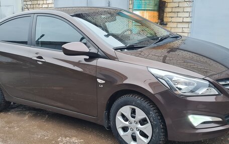 Hyundai Solaris II рестайлинг, 2014 год, 895 000 рублей, 1 фотография