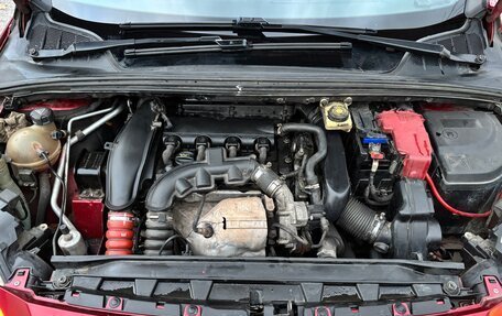 Peugeot 408 I рестайлинг, 2013 год, 690 000 рублей, 17 фотография