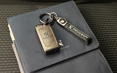 Peugeot 408 I рестайлинг, 2013 год, 690 000 рублей, 23 фотография