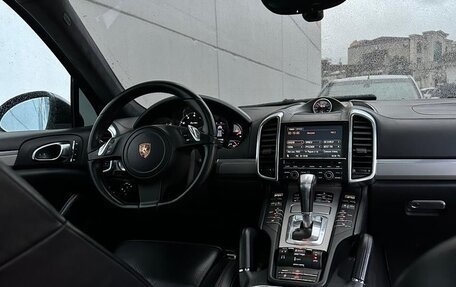 Porsche Cayenne III, 2012 год, 2 000 000 рублей, 11 фотография