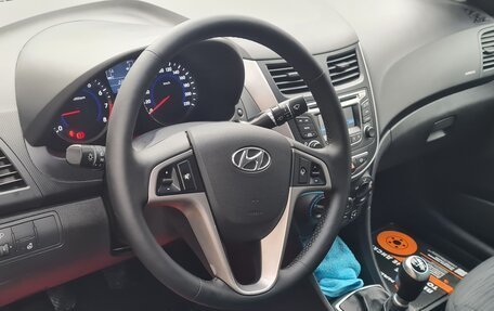 Hyundai Solaris II рестайлинг, 2014 год, 895 000 рублей, 6 фотография