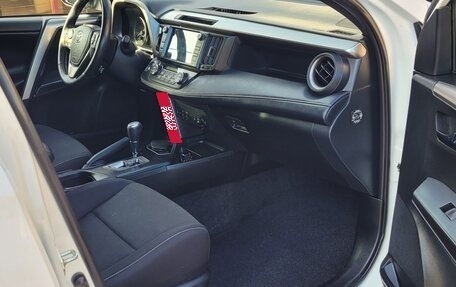 Toyota RAV4, 2019 год, 2 780 000 рублей, 9 фотография