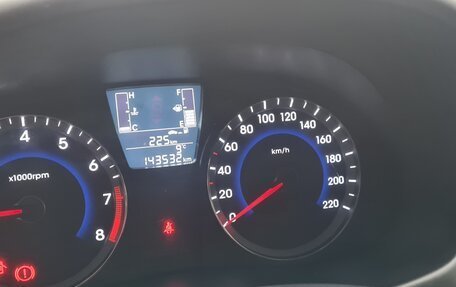 Hyundai Solaris II рестайлинг, 2014 год, 895 000 рублей, 8 фотография