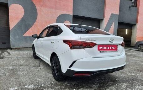 Hyundai Solaris II рестайлинг, 2021 год, 1 700 000 рублей, 2 фотография