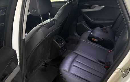 Audi A4, 2018 год, 2 500 000 рублей, 12 фотография