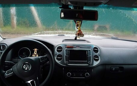 Volkswagen Tiguan I, 2011 год, 900 000 рублей, 10 фотография