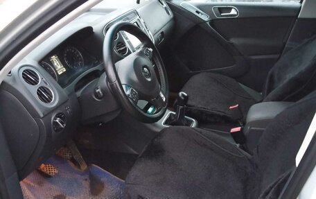 Volkswagen Tiguan I, 2011 год, 900 000 рублей, 8 фотография