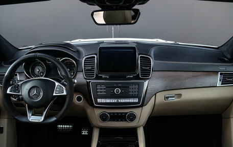 Mercedes-Benz GLE, 2017 год, 4 499 000 рублей, 12 фотография