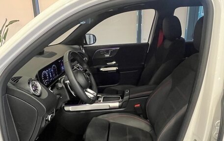 Mercedes-Benz GLB AMG, 2025 год, 6 390 000 рублей, 11 фотография