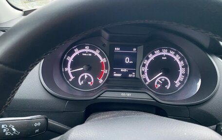 Skoda Octavia, 2019 год, 1 000 000 рублей, 16 фотография