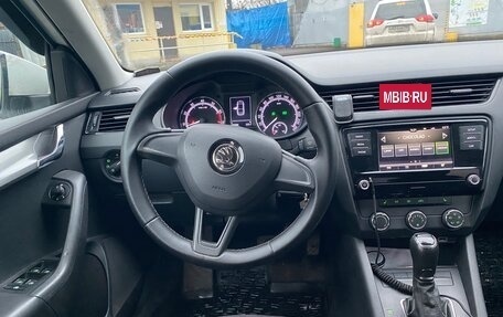 Skoda Octavia, 2019 год, 1 000 000 рублей, 12 фотография