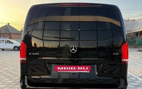 Mercedes-Benz V-Класс, 2014 год, 2 910 000 рублей, 11 фотография