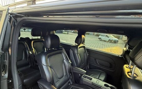 Mercedes-Benz V-Класс, 2014 год, 2 910 000 рублей, 18 фотография