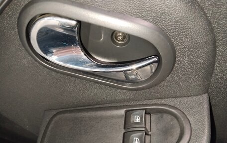 Renault Duster I рестайлинг, 2018 год, 1 200 000 рублей, 14 фотография