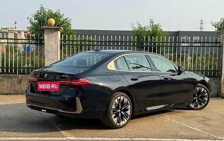 BMW 5 серия, 2024 год, 6 978 096 рублей, 4 фотография