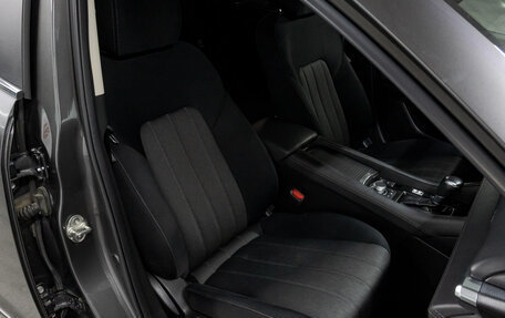 Mazda 6, 2021 год, 2 340 000 рублей, 17 фотография